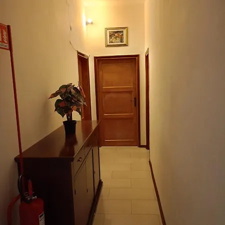 Giulia House *
